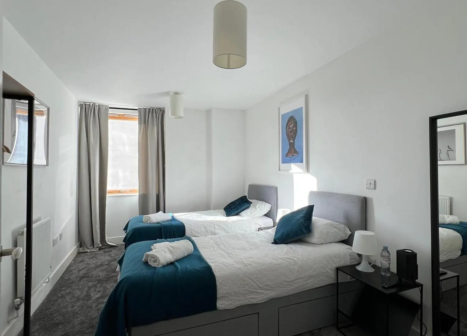 Luxury Cosy Apartment With Stunning London Skyline Views!