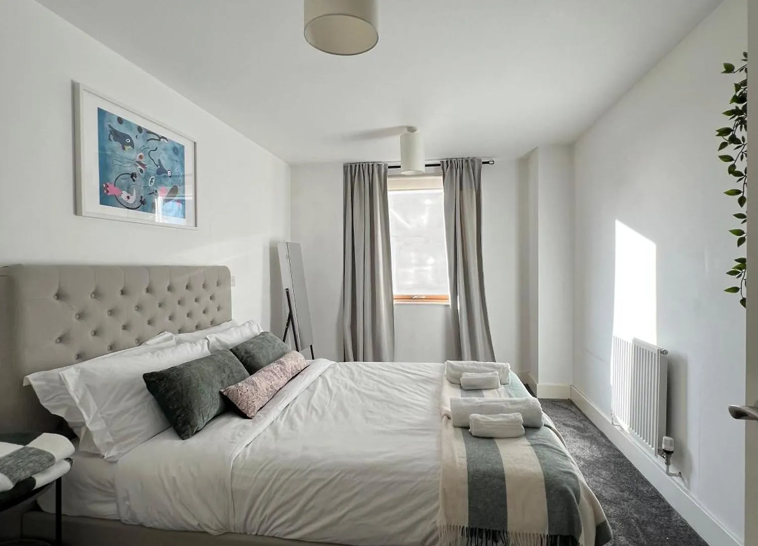 Luxury Cosy Apartment With Stunning London Skyline Views!